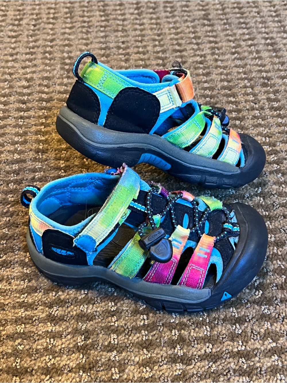 🌈Keen Newport H2 Sandal in Rainbow Tie Dye. Little kid size 9. EUC!🌈